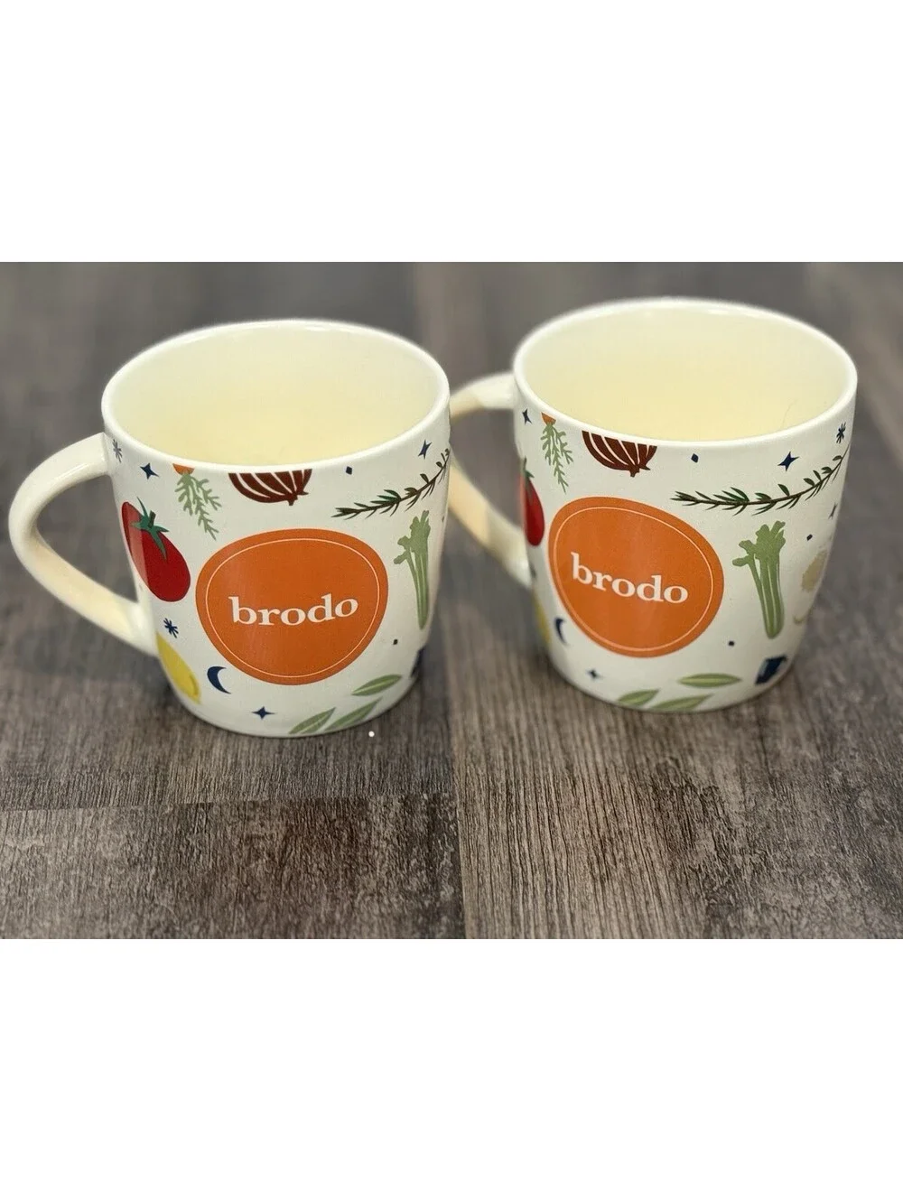 Brodo Soup/Coffee Mugs Set of 2 – Veggie Kitchen Print Ceramic Cups 12 oz NWOT